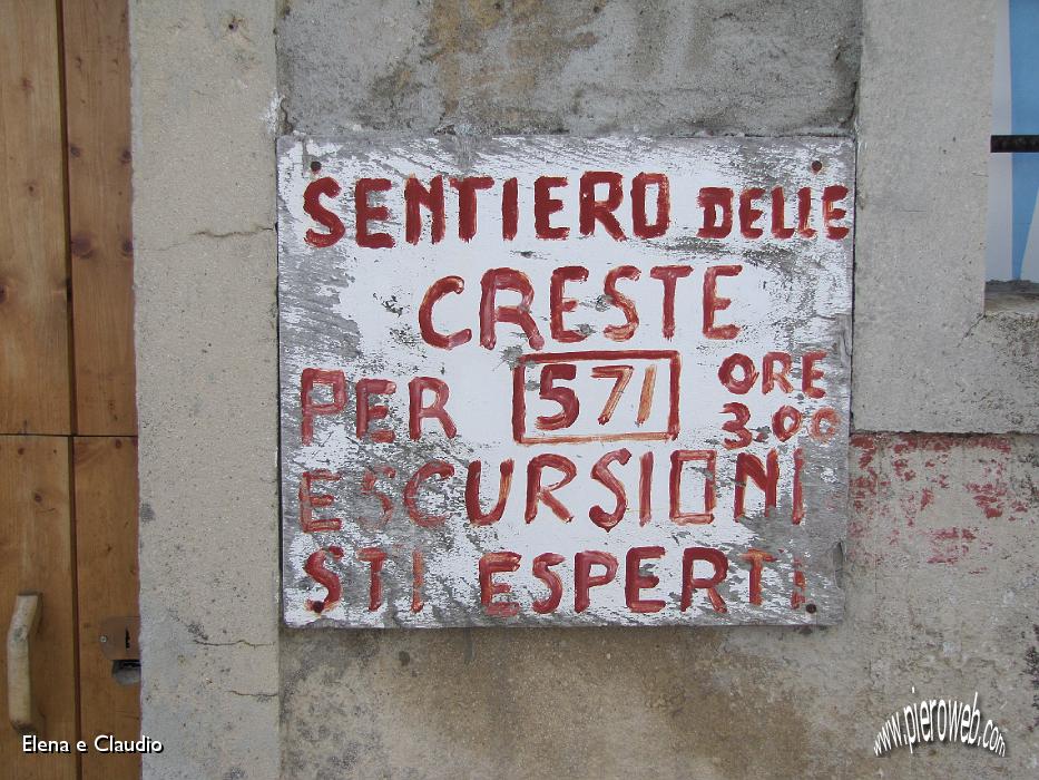 27 Bello il sentiero delle creste.JPG